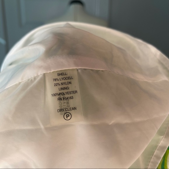 Marc New York Andrew Mark Cap Sleeve Shift Dress with Green Trefoil Design Sz 12 - Picture 7 of 7